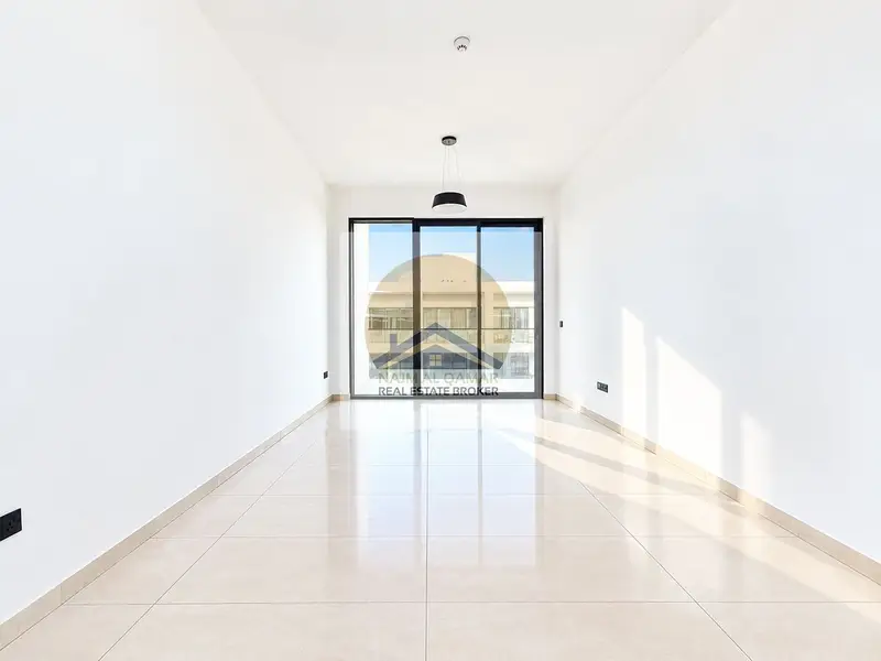 Bright 2BR Apartment | Balcony & City View | Kitchen Appliances