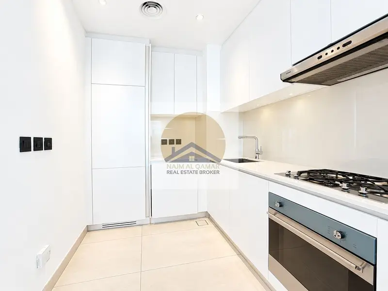 Bright 2BR Apartment | Balcony & City View | Kitchen Appliances