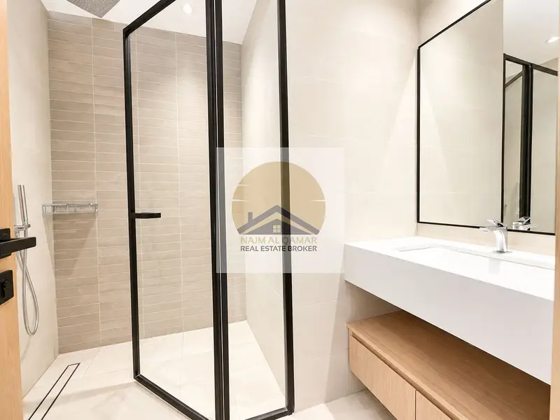 Bright 2BR Apartment | Balcony & City View | Kitchen Appliances