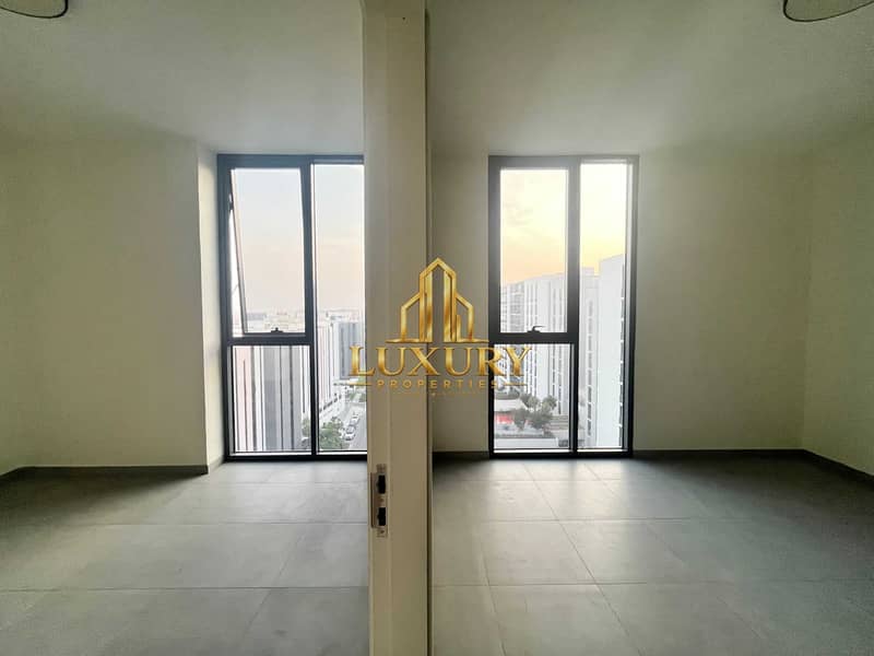3 🔥 HOT RENTAL DEAL! 🏡 Spacious 1BHK in Aljada, Sharjah | 2 Washrooms | Only AED 49,990/Ye