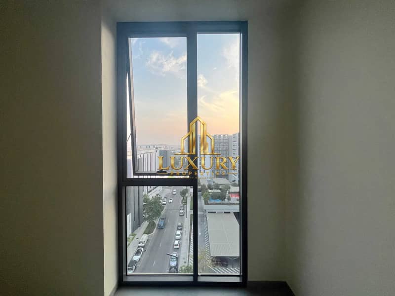 10 🔥 HOT RENTAL DEAL! 🏡 Spacious 1BHK in Aljada, Sharjah | 2 Washrooms | Only AED 49,990/Ye