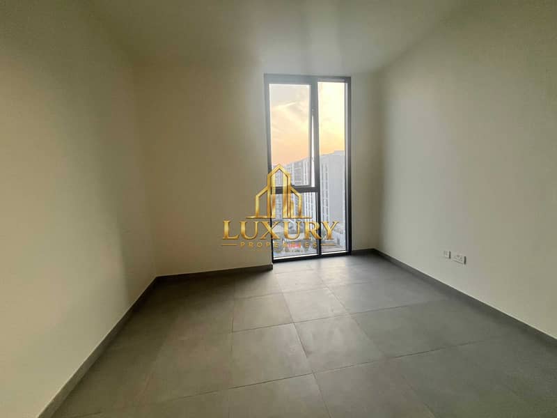 14 🔥 HOT RENTAL DEAL! 🏡 Spacious 1BHK in Aljada, Sharjah | 2 Washrooms | Only AED 49,990/Ye