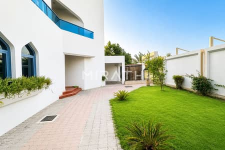 5 habitaciones Villa para en Alquiler en Al Manara, Dubai - Villa en Al Manara, 5 dormitorios, 490000 AED - 16993002 5 habitaciones Villa para en Alquiler en Al Manara, Dubai - Villa en Al Manara, 5 dormitorios, 490000 AED - 16993002
