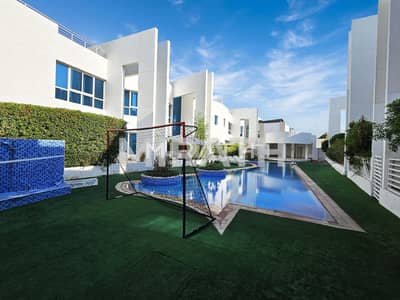 4 Slaapkamers Villa te Huur in Jumeirah, Dubai - Villa in Jumeirah,Jumeirah 1, 4 slaapkamers, 350000 AED - 16993096 4 Slaapkamers Villa te Huur in Jumeirah, Dubai - Villa in Jumeirah,Jumeirah 1, 4 slaapkamers, 350000 AED - 16993096