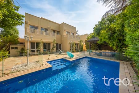 5 Schlafzimmer Villa zum Miete in The Meadows, Dubai - 1.01 5 Schlafzimmer Villa zum Miete in The Meadows, Dubai - 1.01