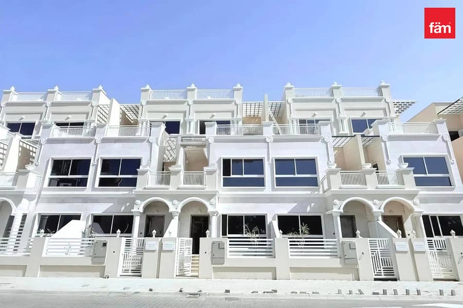 Casa adosada en Jumeirah Village Circle (JVC),JVC District 14,Marwa Homes 3, 4 dormitorios, 209999 AED - 16993793 Casa adosada en Jumeirah Village Circle (JVC),JVC District 14,Marwa Homes 3, 4 dormitorios, 209999 AED - 16993793