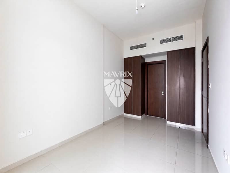 8 Image 8