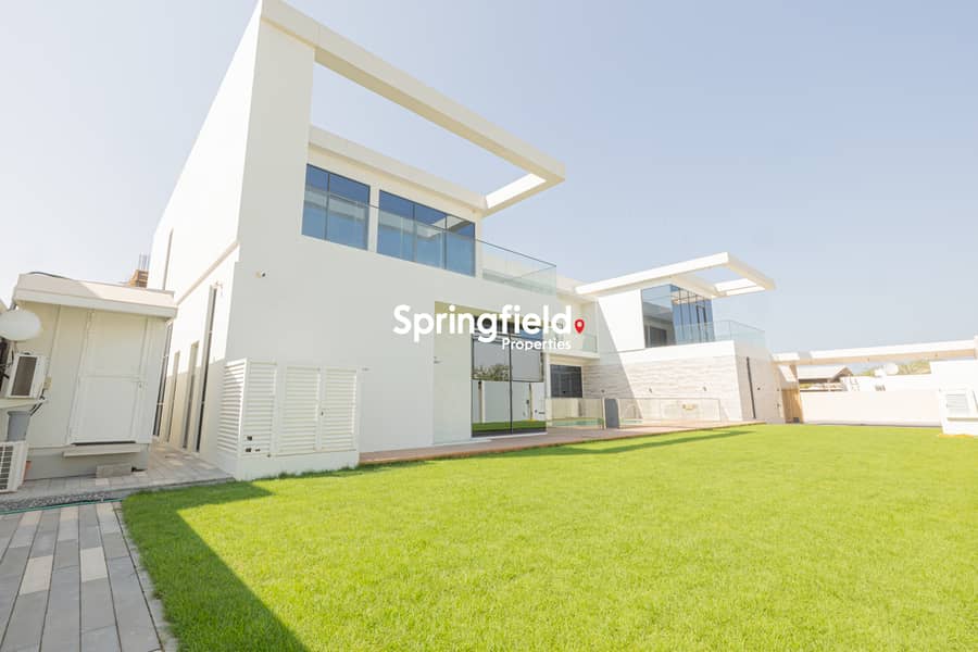 High-End 5BR | Private Pool & Garden | Majlis High-End 5BR | Private Pool & Garden | Majlis