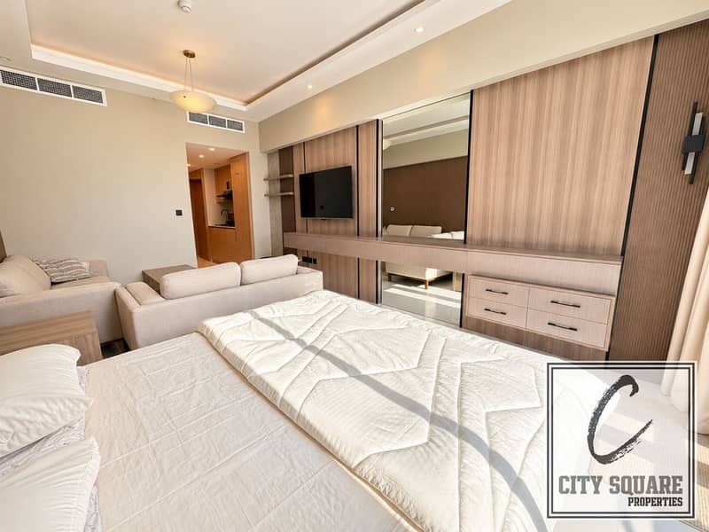 resize_Bright Modern Bedroom Studio. jpeg resize_Bright Modern Bedroom Studio. jpeg