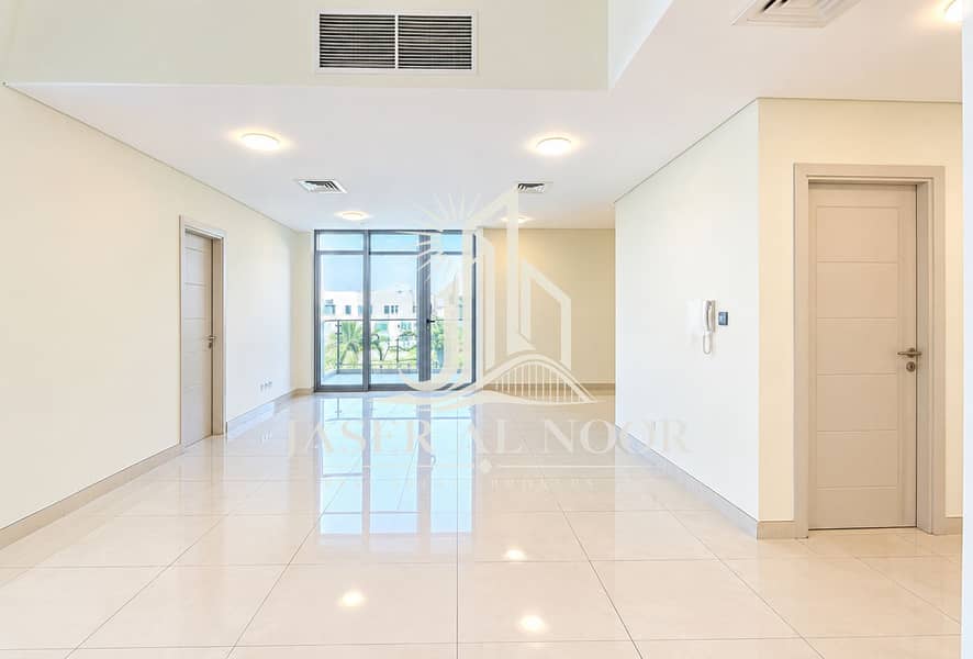 4 Bright Minimalist Apartment Interior. png