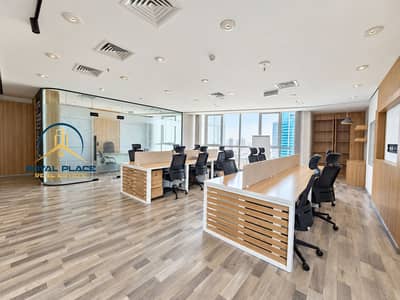 Office in affitto a Business Bay, Dubai - Bright, polished modern office interior. png Office in affitto a Business Bay, Dubai - Bright, polished modern office interior. png