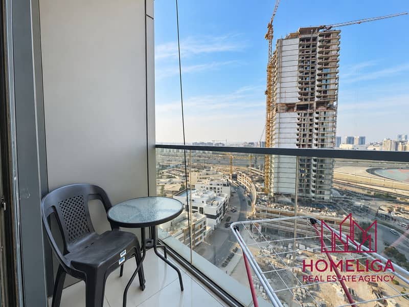 10 BALCONY 17_41_19-10. png