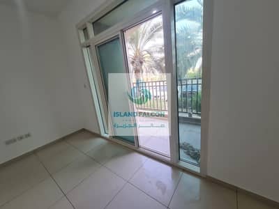 Estudio para en Alquiler en Al Ghadeer, Abu Dhabi - d2497448-2ded-4d87-b44a-1c018eb617a4. jpg Estudio para en Alquiler en Al Ghadeer, Abu Dhabi - d2497448-2ded-4d87-b44a-1c018eb617a4. jpg