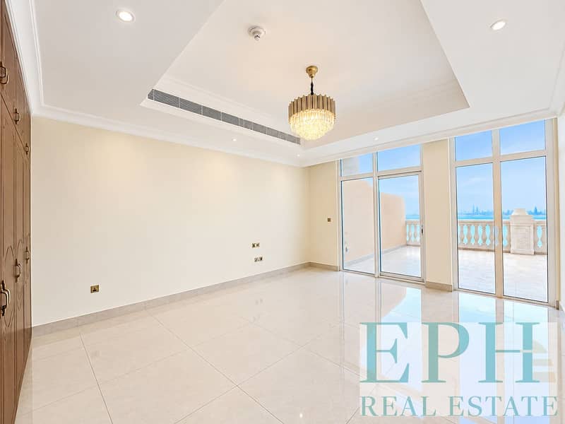 12 Luxurious Sunlit Interior with Sea View. png
