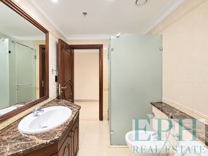 23 Elegant Marble Bathroom Interior. png