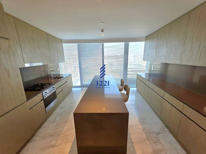 18 Opera Gd 6601 kitchen_island_light_warm_1920x1440. jpg