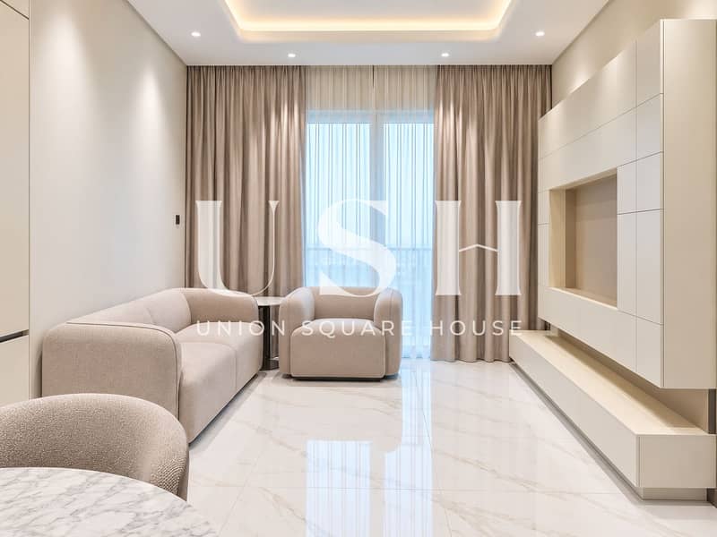 3 Modern Beige Living Room Interior. png