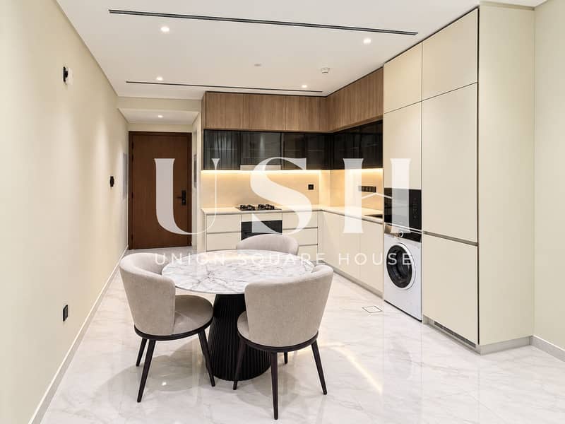 4 Modern Minimalist Kitchen Dining Area. png