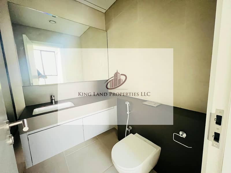 10 69f02cb3-1ed7-4519-8407-d8374deed210. jpg