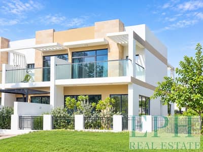 4 Cпальни Таунхаус Продажа в Дамак Хиллс, Дубай - Modern Luxury Villa with Landscaped Gardens. png