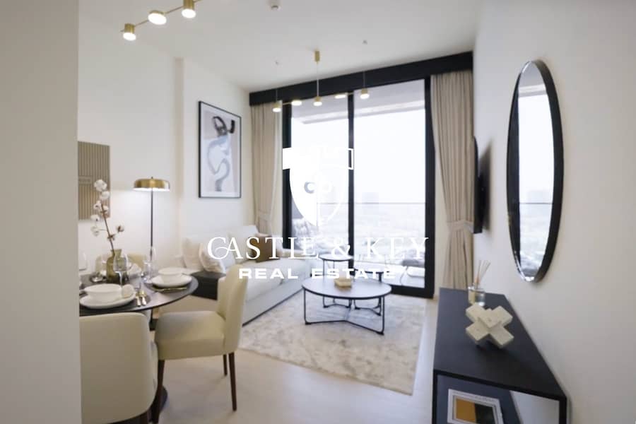 11 living room2. jpeg