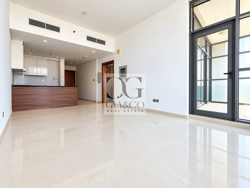 2 Prime Location | Vacant | Spacious 2