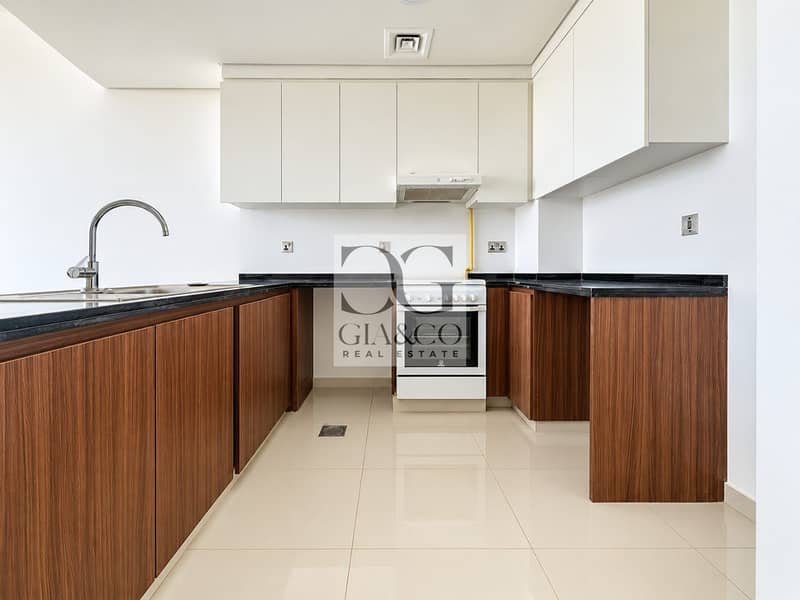 4 Prime Location | Vacant | Spacious 4