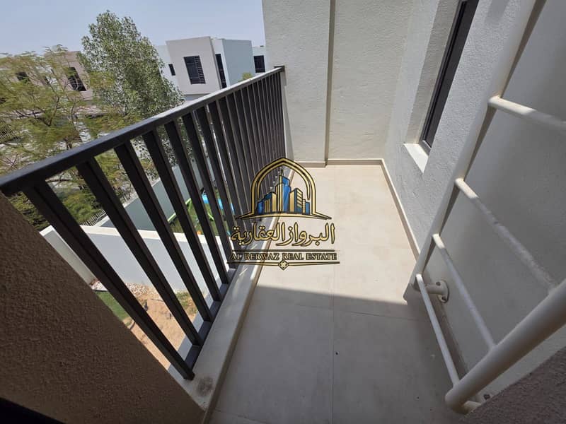 12 1000137568. jpg