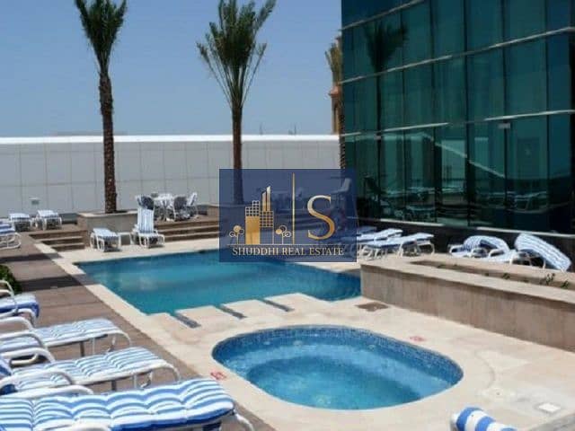 9 Goldcrest_Executive__JLT_-_Shared_Pool(2)1386682556-l. jpg
