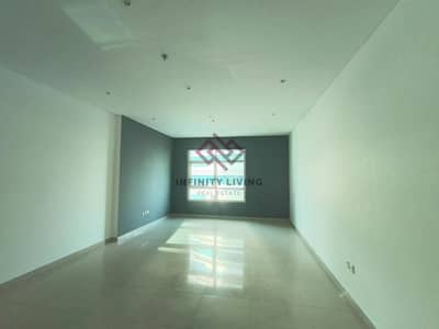 2 Bedroom Flat for Rent in Dubai Marina, Dubai - Recently Upgraded | Functional Layout | Near the Metro