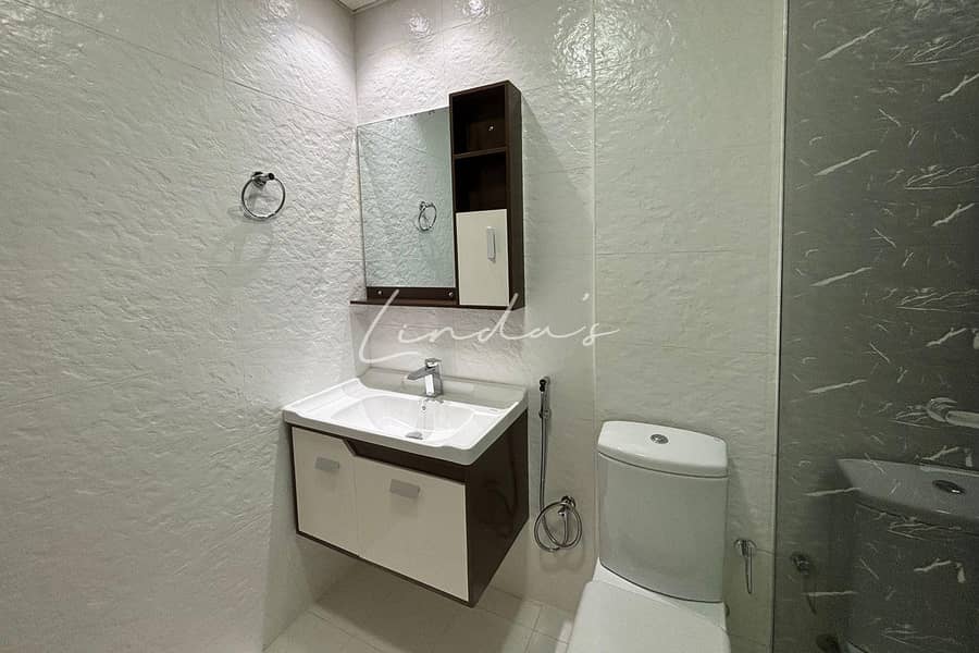 12 images image img