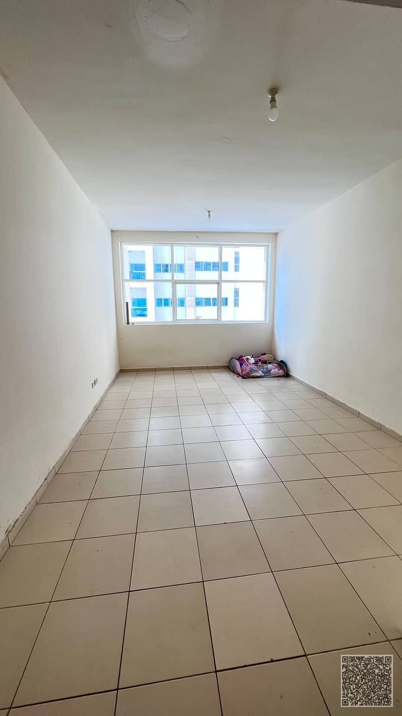 12 WhatsApp Image 2026-10-27 at 12.54. 40. jpeg