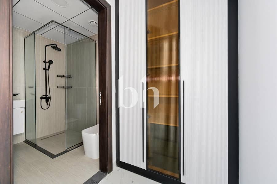 12 images image img
