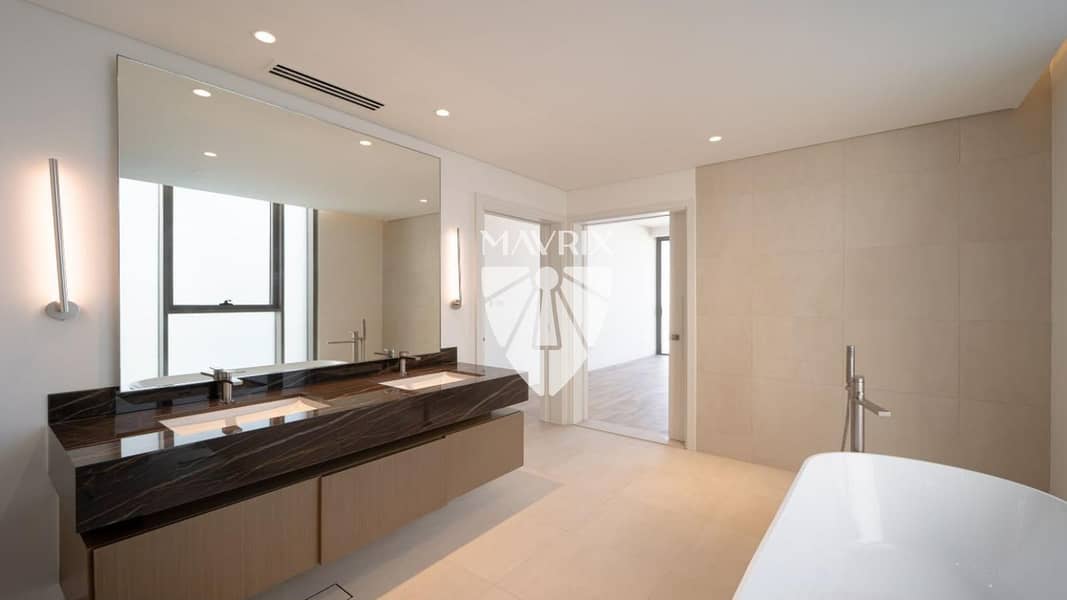 8 Image 8