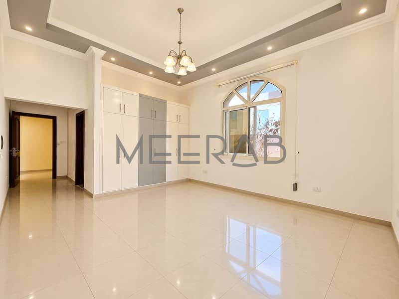 5 Bright Minimalist Bedroom Interior. png