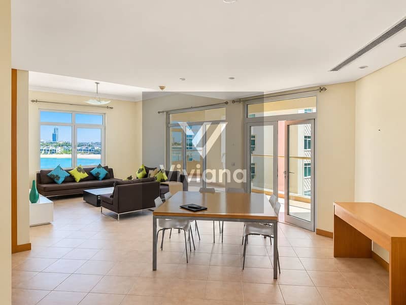 10 Bright Coastal Open-Plan Living Space. png