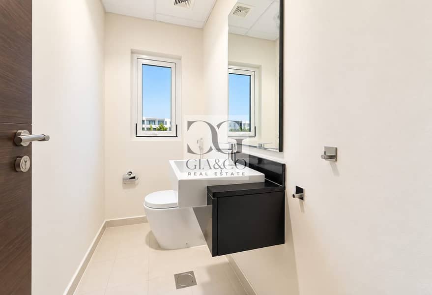 9 Corner Unit | Vacant Now | Largest Layout 9