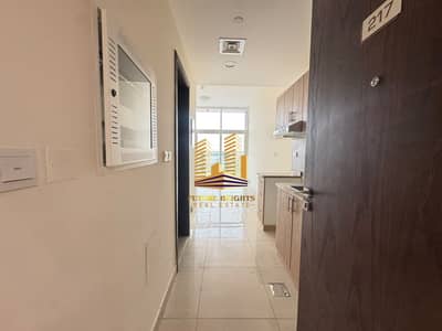 Studio te Huur in Dubai Land Residence Complex (DLRC), Dubai - WhatsApp Image 2026-10-27 at 1.39. 07 PM. jpeg Studio te Huur in Dubai Land Residence Complex (DLRC), Dubai - WhatsApp Image 2026-10-27 at 1.39. 07 PM. jpeg