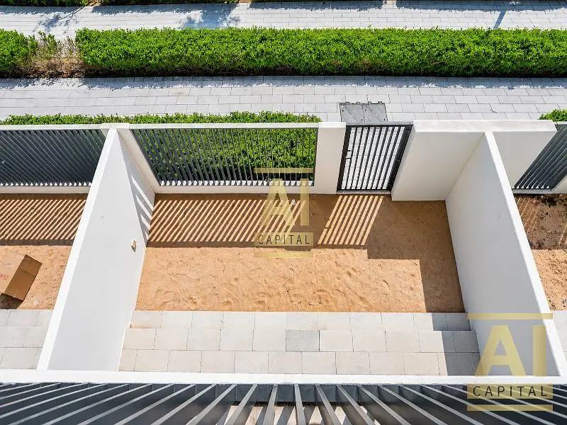 Exclusive 3-Bed+Maid | Single Row | Community View