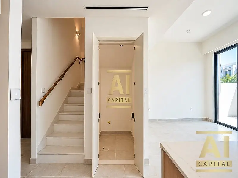 Exclusive 3-Bed+Maid | Single Row | Community View