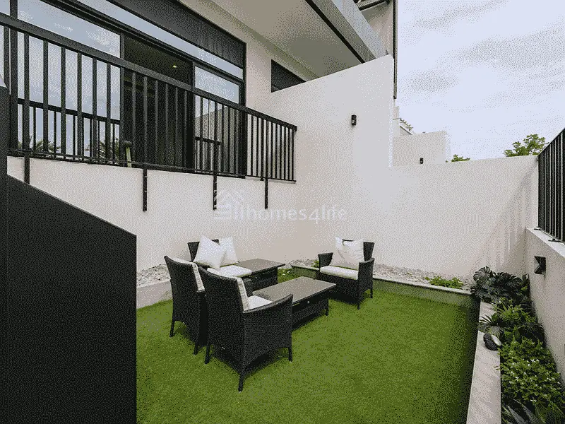 3BR + Maid’s Room | Upgraded | Semi-Furnished