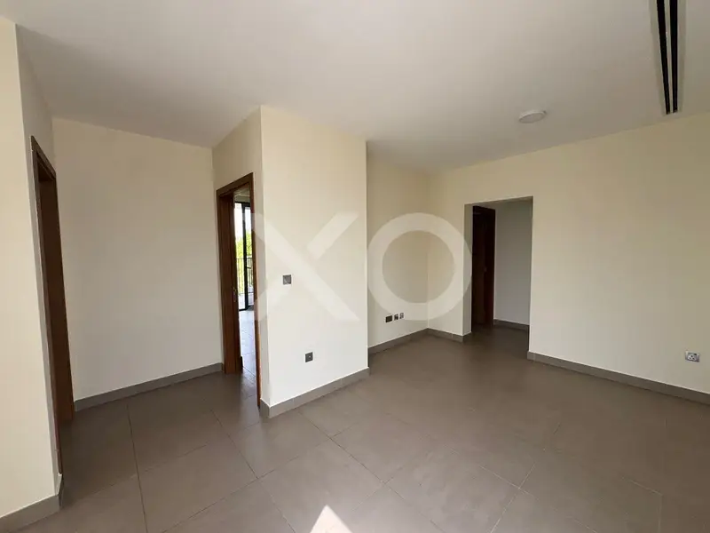 5-Bedroom Villa with Expansive Private Garden