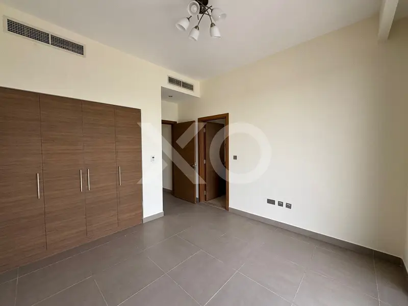 5-Bedroom Villa with Expansive Private Garden