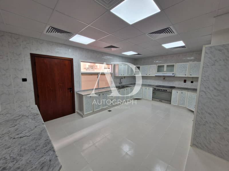 4 a610746a-5609-49ac-8d8a-400820c98423. jpg