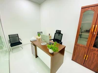 Office zum Miete in Al Garhoud, Dubai - 070f2283-aeda-42ef-93f6-d313bc564199. jpg
