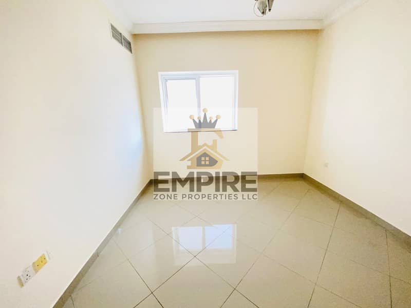 7 e04ff848-9aaa-4435-99d2-d2111e51fede. jpg