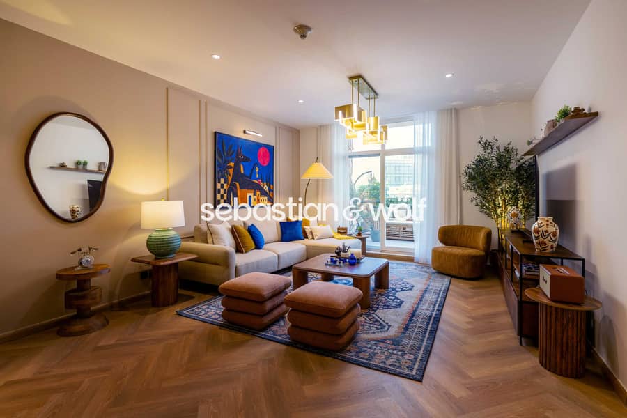12 12- Living area. jpg