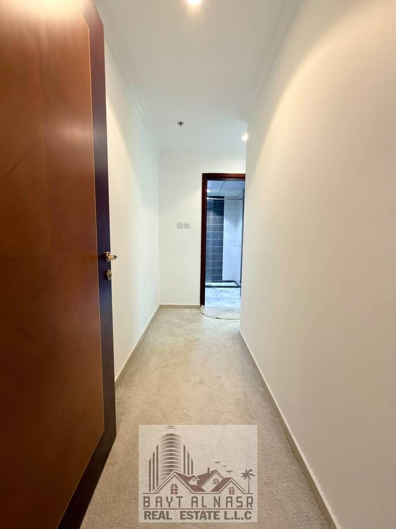 14 master bedroom enter. jpeg