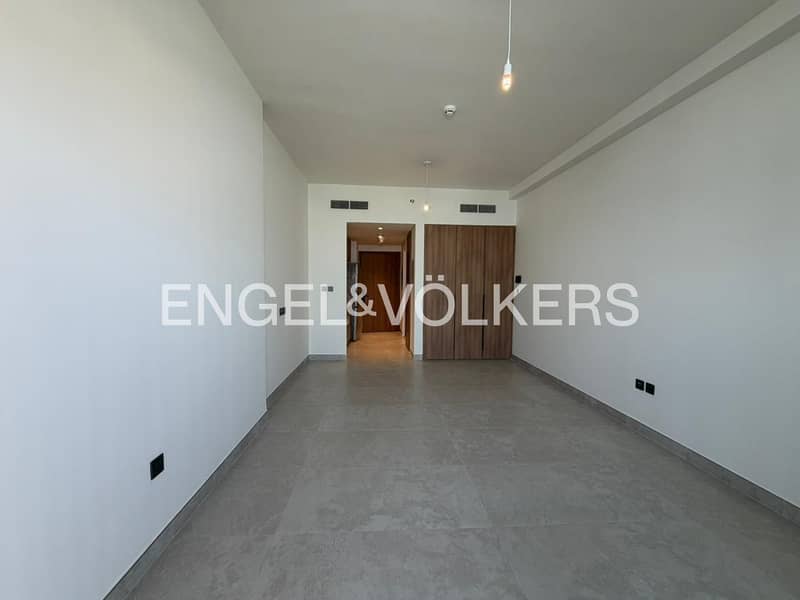 Vacant | Brand New | Mid Floor | Modern Vacant | Brand New | Mid Floor | Modern