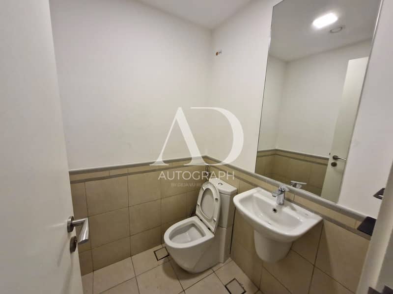 13 45d7105f-2a64-4bd5-92f3-47188faee67a. jpg